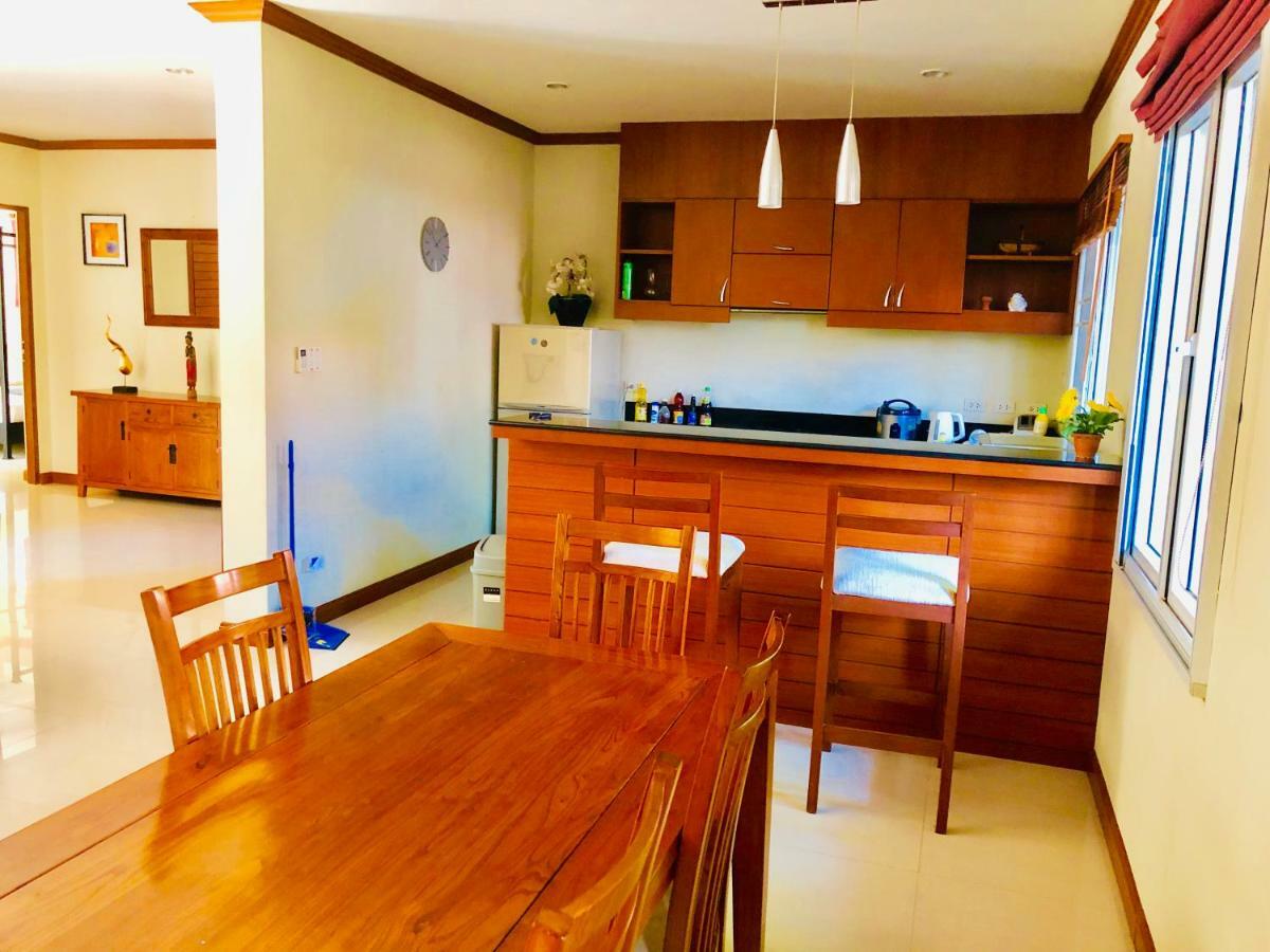 Karon Pool Villa 卡伦3卧泳池别墅 Buitenkant foto
