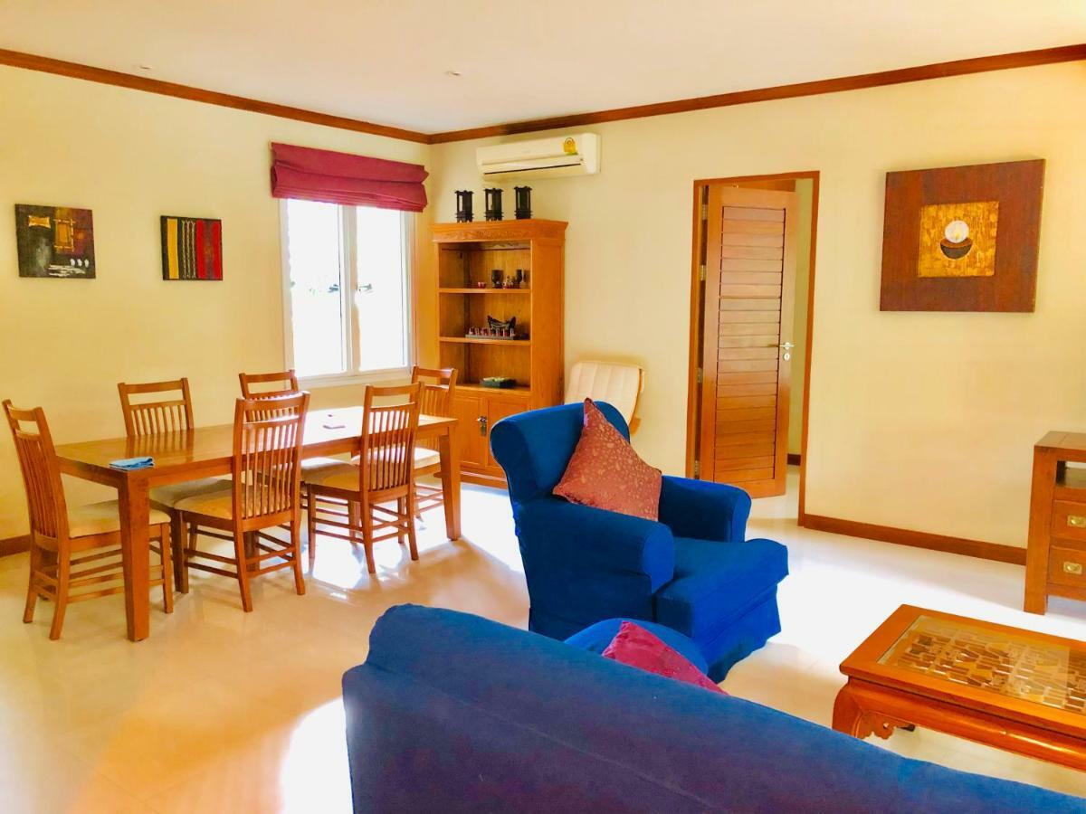 Karon Pool Villa 卡伦3卧泳池别墅 Buitenkant foto