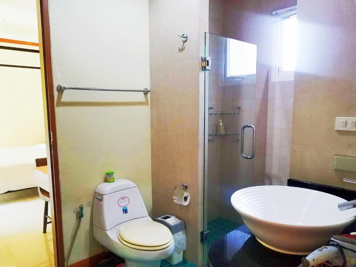 Karon Pool Villa 卡伦3卧泳池别墅 Buitenkant foto